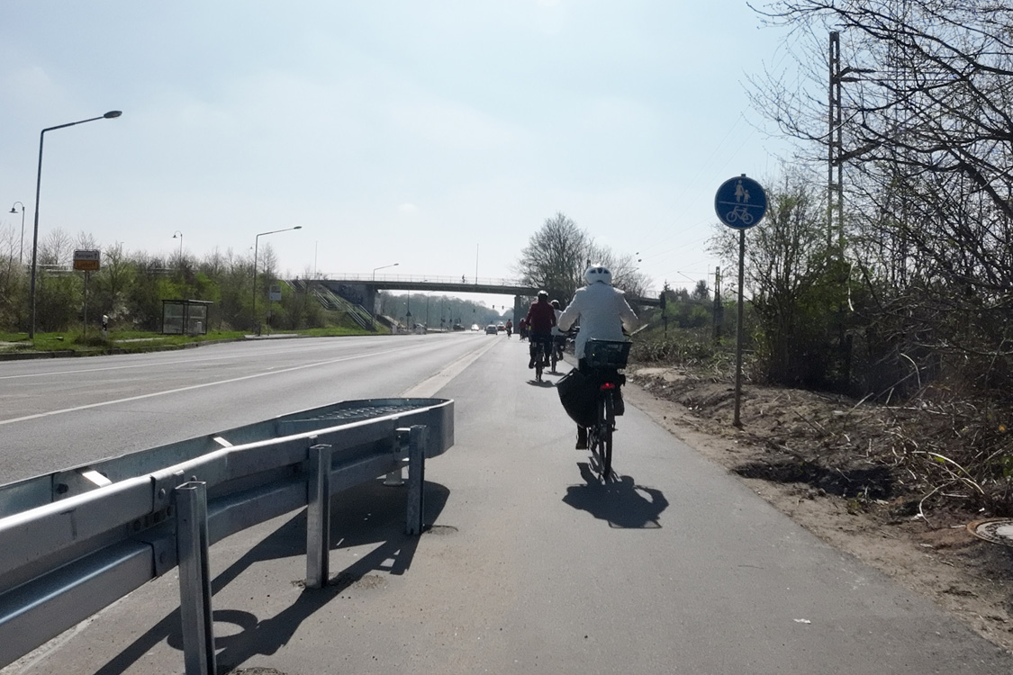 Neuer Radweg an der L239