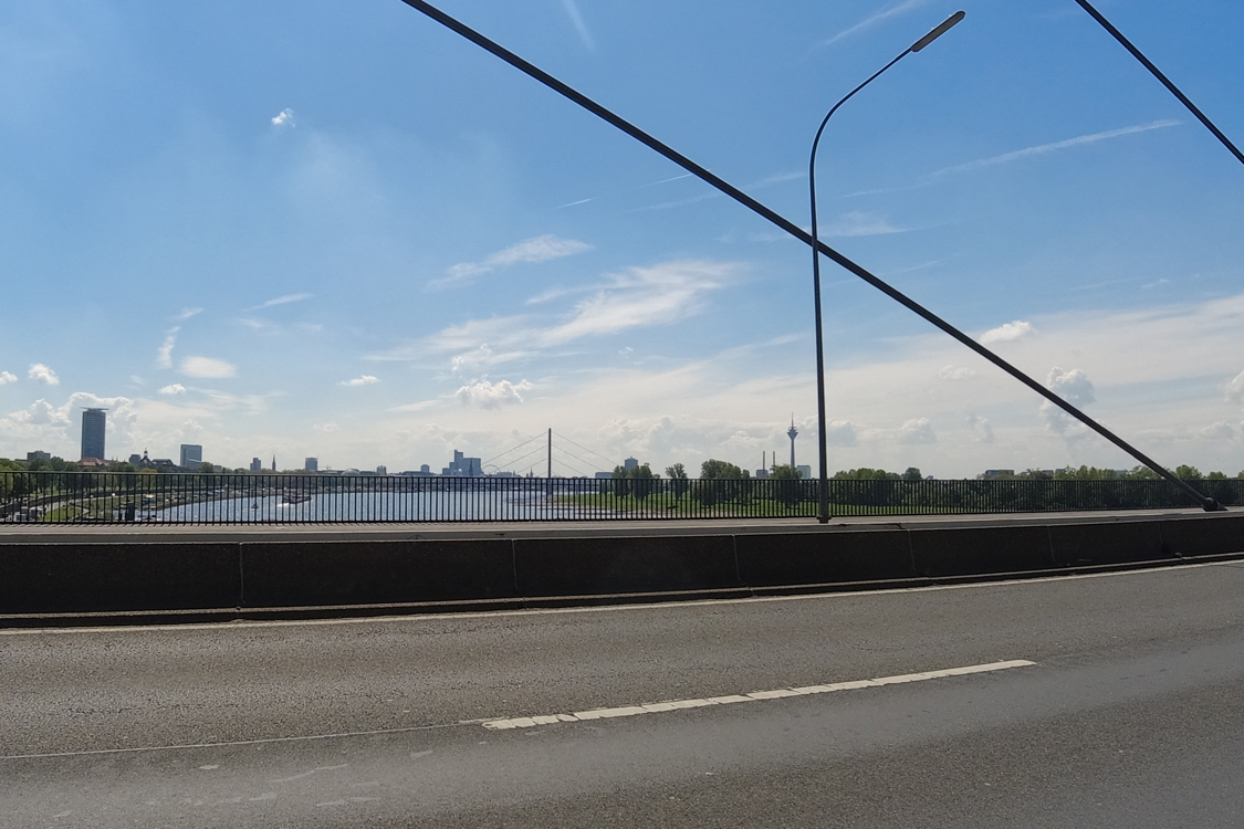 Theodor-Heuss-Brücke 1
