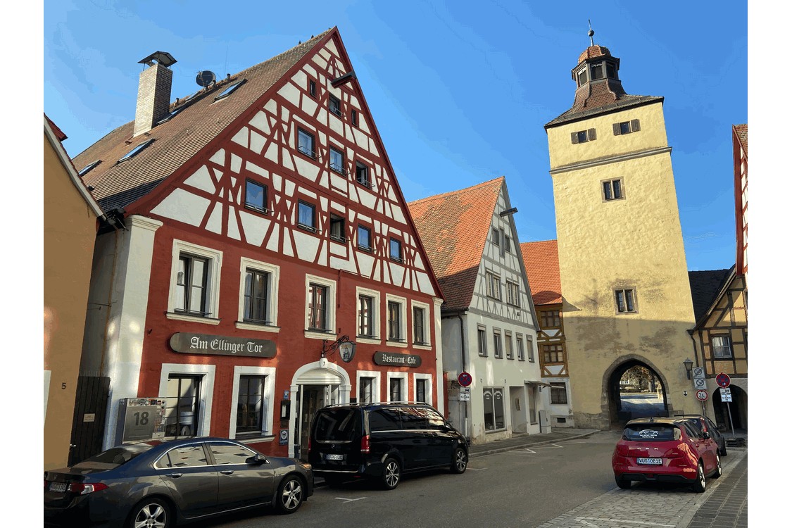 Das Hotel "Am Ellinger Tor"