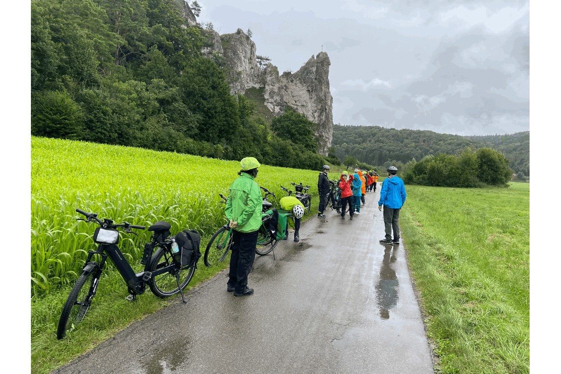 An den Dollnsteinen im Altmühltal - es ist noch feucht
