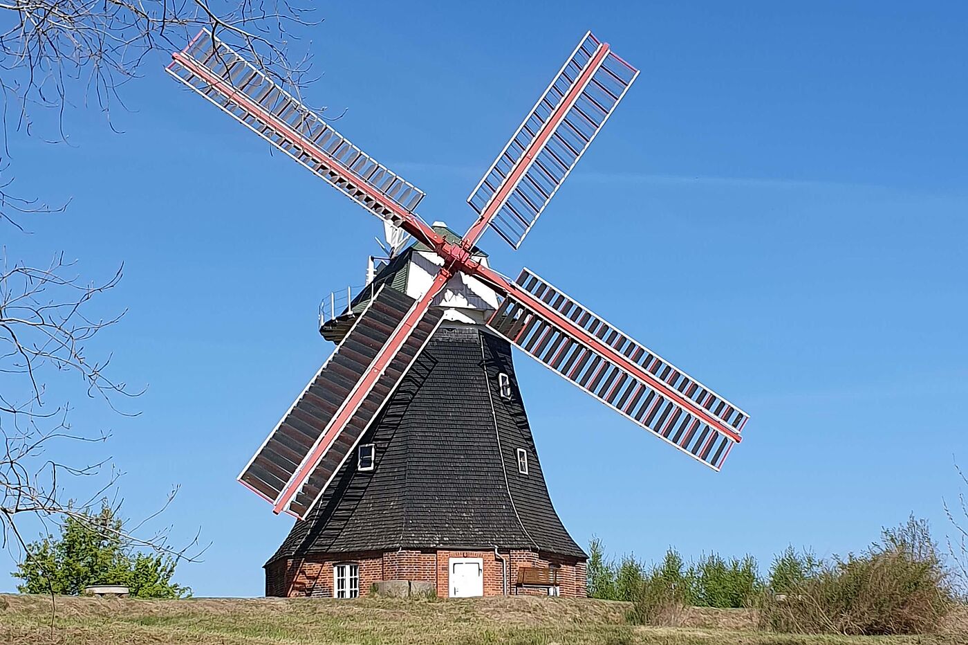 Windmühle in Stove: Ein kleines Stück weiter bekommt man dann frisches leckeres Brot. 