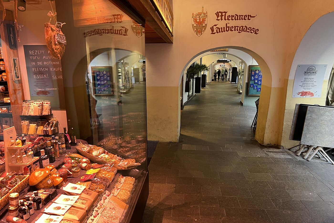 Die Meraner Laubengasse Die Meraner Laubengasse