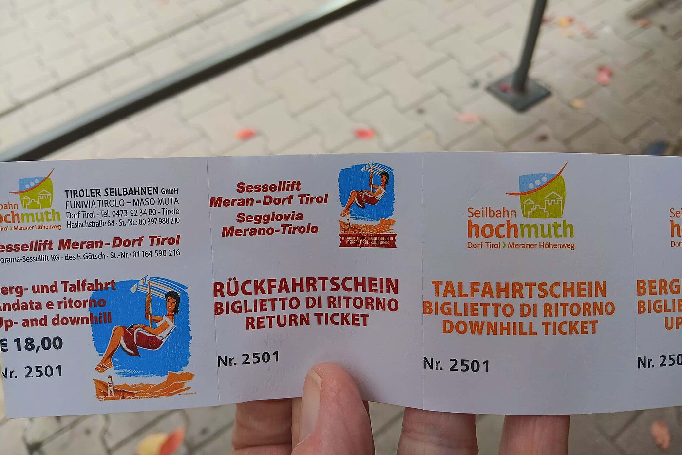 05. DasDas Kombiticket für den Sessellift und die Seilbahn zu den Muthhöfen 05. DasKombiticket für den Sessellift und die Seilbahn zu den Muthhöfen