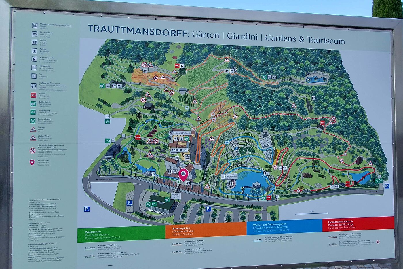 Übersicht über das Gelände Schloss Trauttmansdorff Übersicht über das Gelände Schloss Trauttmansdorff