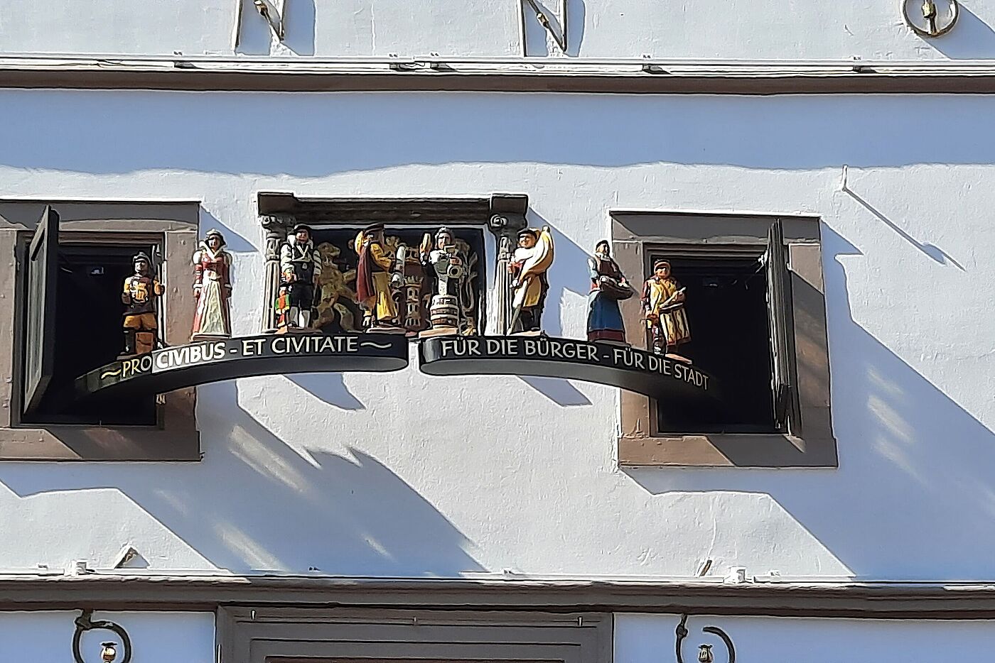 Ein Glocken- und Figurenspie am historischen Rathaus von Lingen