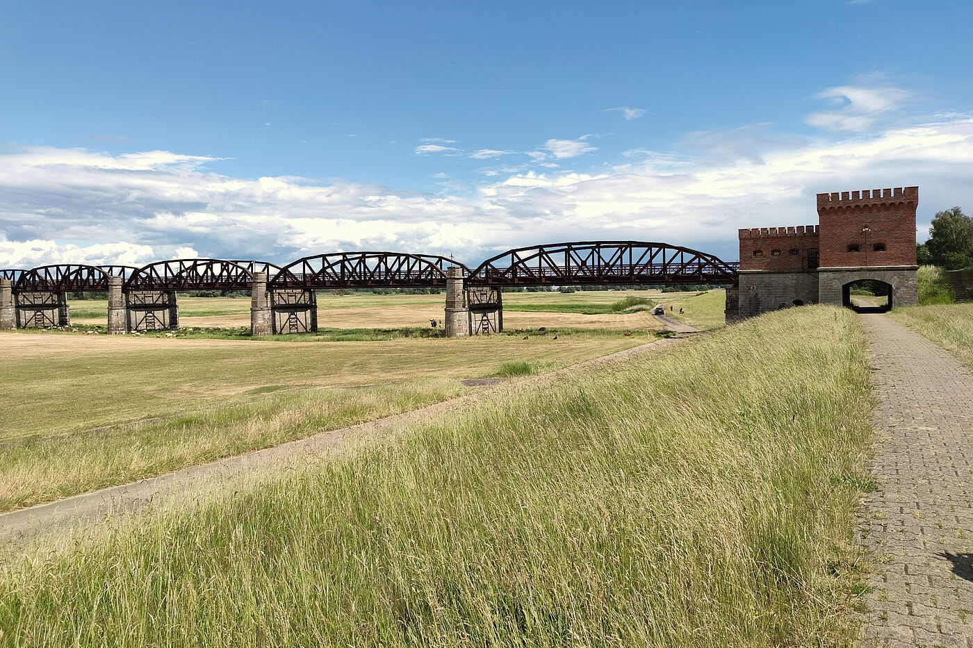 Dömitzer Eisenbahnbrücke
