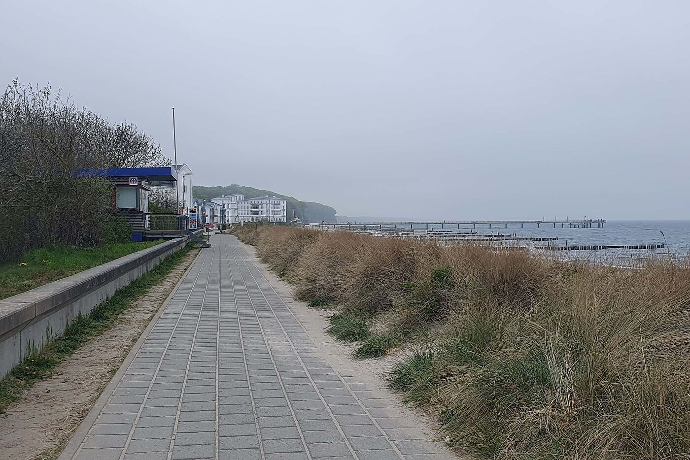 Abweisende Promenade in Heiligendamm
