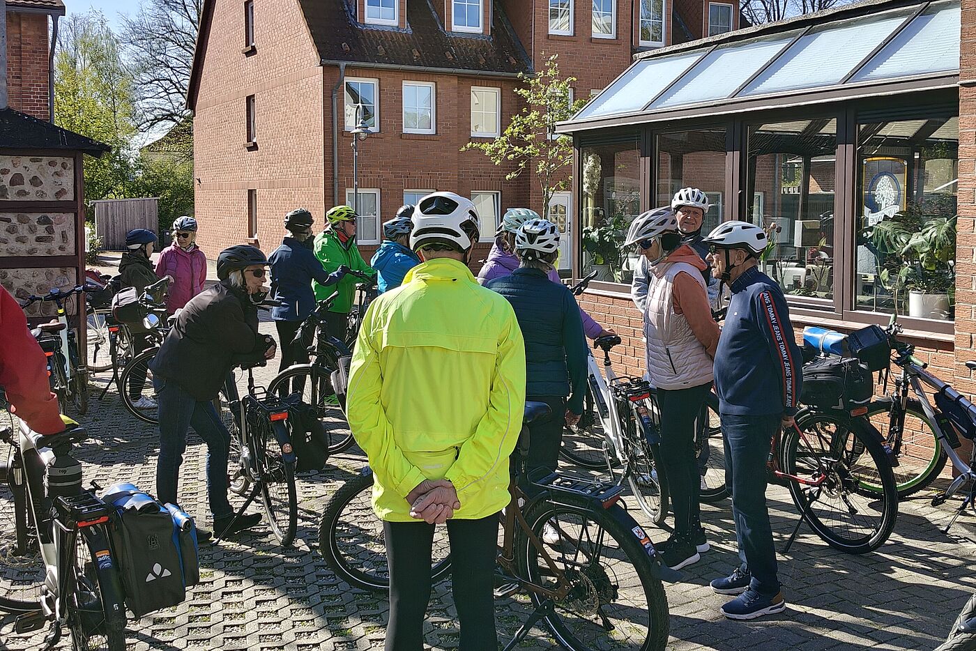 Versammlung vor dem ersten Tourenstart