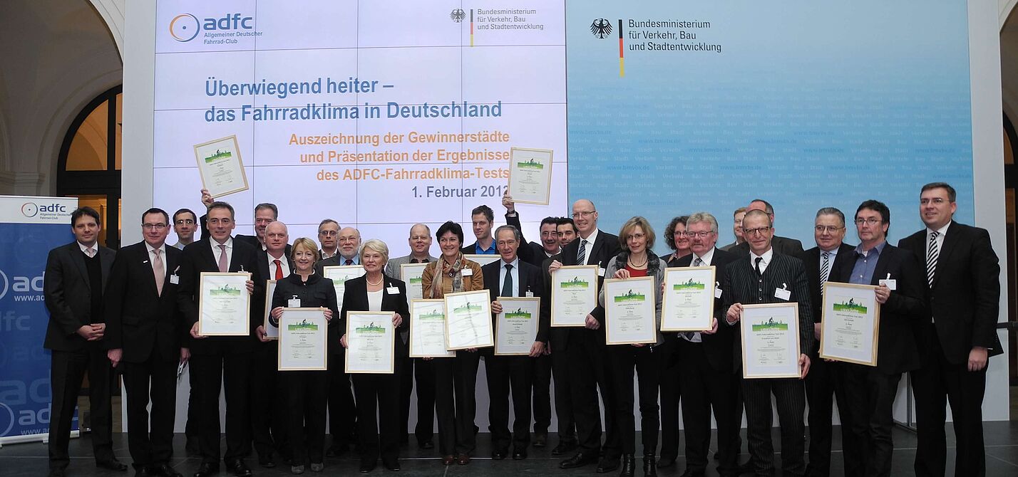 Der ADFC Fahrradklimatest 2012 Der ADFC Fahrradklimatest 2012
