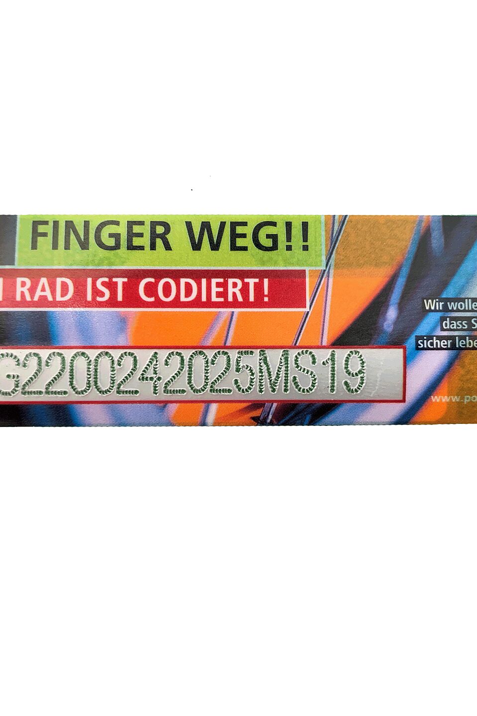 Fahrradcodierung Eine gravierte Fahrradcodierung mit Schutzaufkleber